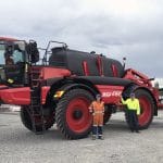 Vantage New Zealand_Wade_Daniel Lovetts sprayer_2020.04_72dpi